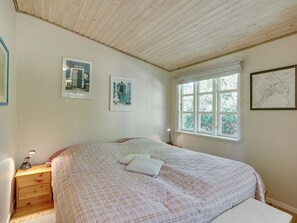 3 bedrooms, WiFi