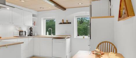 Køleskab, mikrobølgeovn, ovn, opvaskemaskine