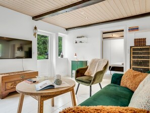 Télévision, cheminée