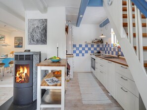 Fridge, oven, dishwasher, high chair - "Eeli" - 150m from the sea by Interhome (Faxe Ladeplads)