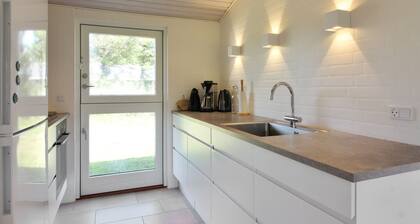 "Alberga" - 700m from the sea by Interhome