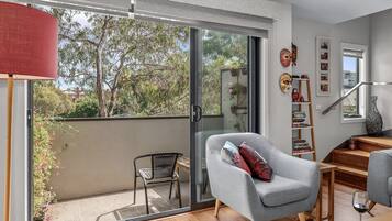 Luxury Townhome | Balcony