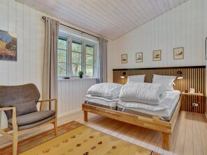 4 bedrooms, WiFi