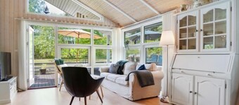 "Amola" - 1.6km from the sea by Interhome