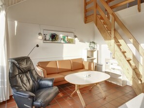 TV - "Ronia" - 100m from the sea by Interhome (Fanø)