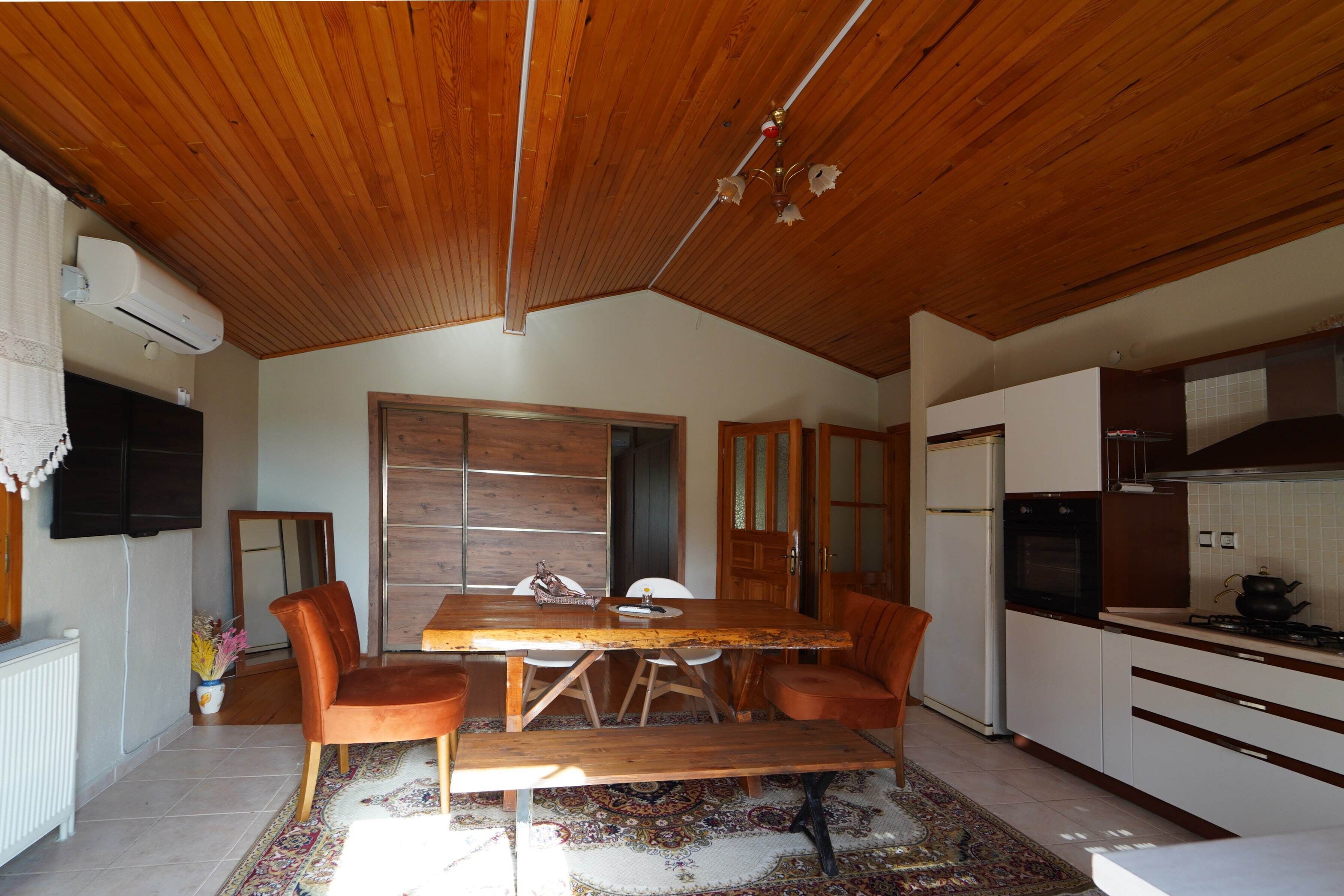 Familien-Loft | 1 Schlafzimmer, Schreibtisch, kostenloses WLAN, Bettwäsche