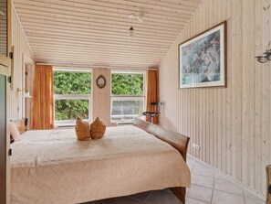 3 bedrooms, Internet