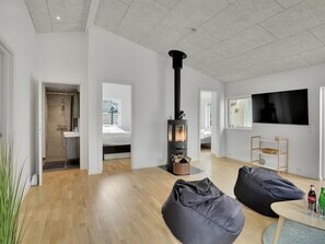 3 bedrooms, WiFi