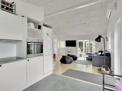 "Fentje" - 375m to the fjord by Interhome