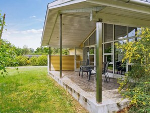 Outdoor dining - "Barth" - 950m from the sea by Interhome (Vig)