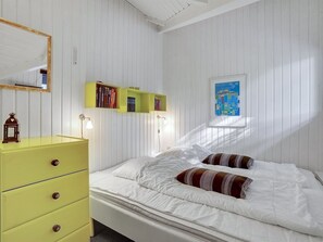 3 bedrooms, Internet