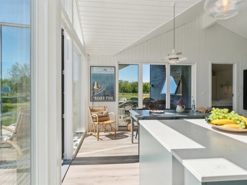 "Gregor" - 300m from the sea by Interhome