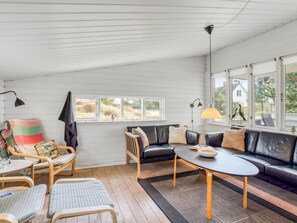 Tv, pejs, dvd-afspiller