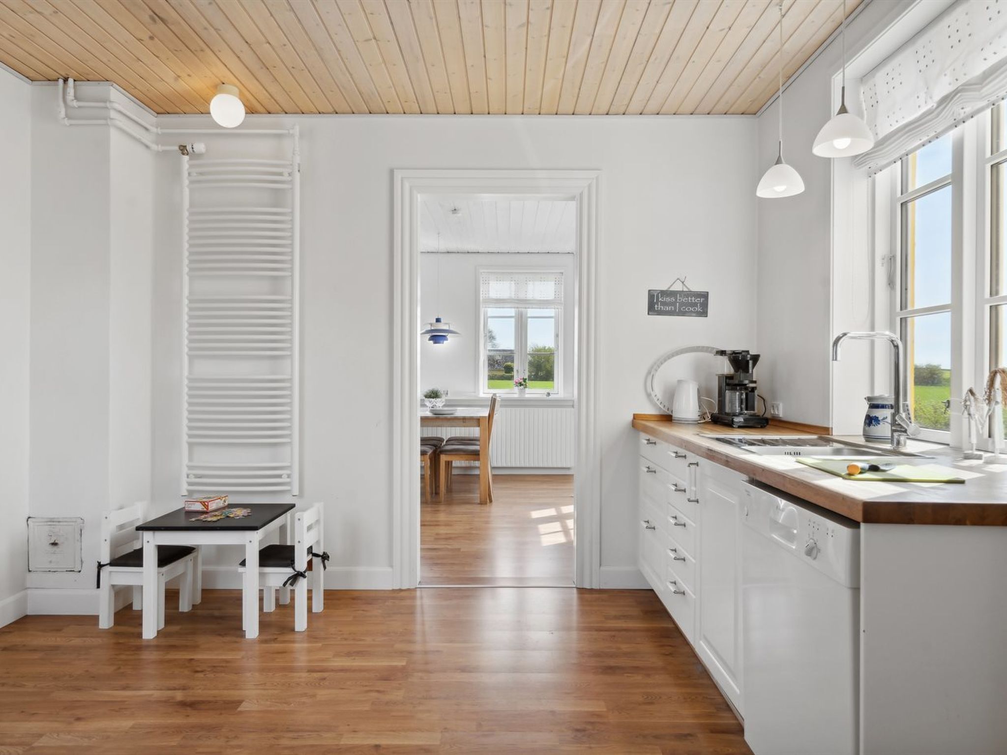 Køleskab, mikrobølgeovn, ovn, opvaskemaskine