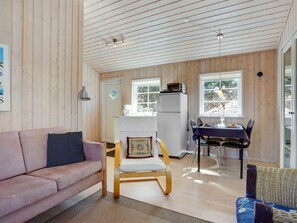 TV - "Amie" - 800m from the sea by Interhome (Blokhus)