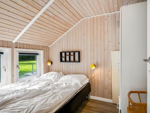 6 bedrooms, internet