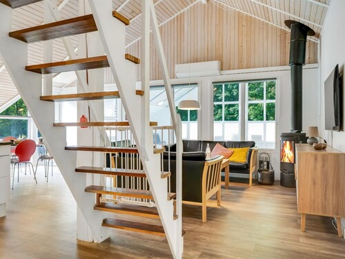 "Eisa" - 300m to the fjord by Interhome