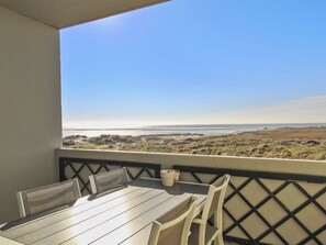 Outdoor dining - "Rubi" - 50m from the sea by Interhome (Fanø)