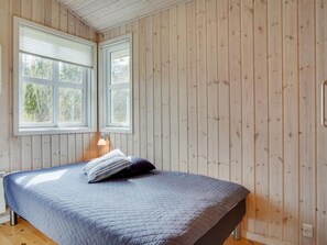 3 bedrooms, Internet