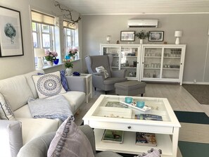 TV, fireplace, DVD player - "Jeip" - 400m to the fjord by Interhome (Holbæk)