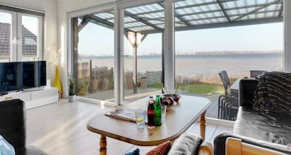 "Käthe" - 5m from the sea by Interhome