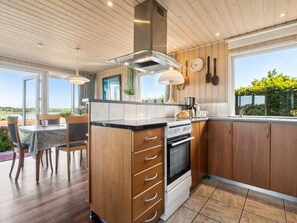 Frigorifero, microonde, forno, lavastoviglie