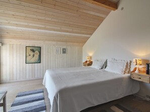 3 bedrooms, WiFi