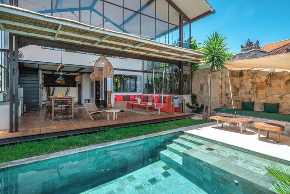 Outdoor pool - Villa Elma - 2BR pool villa in Umalas (Kerobokan)