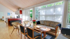 TV, peis og DVD-spiller