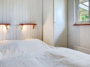 3 bedrooms, WiFi