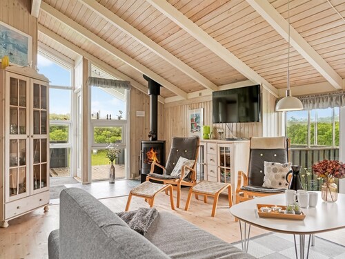 "Sina" - 300m from the sea by Interhome