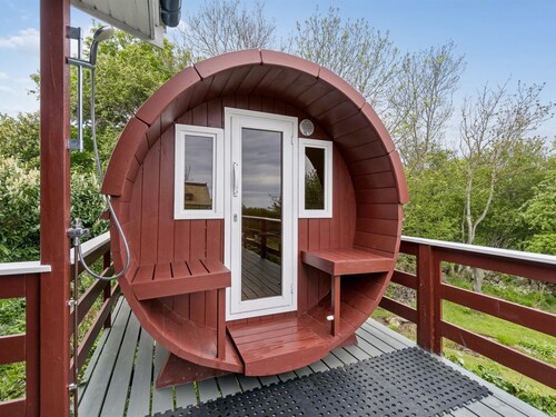 "Ebertina" - 500m from the sea by Interhome