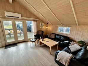 TV, peis og DVD-spiller