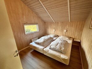 4 bedrooms, WiFi