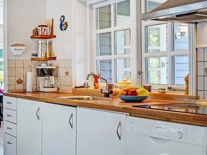 Fridge, microwave, oven, dishwasher - "Edele" - 800m from the sea by Interhome (Glesborg)