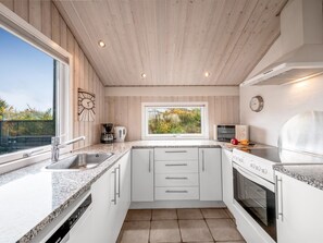 Fridge, dishwasher, cookware/dishes/utensils