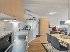 Køleskab, mikrobølgeovn, ovn, opvaskemaskine