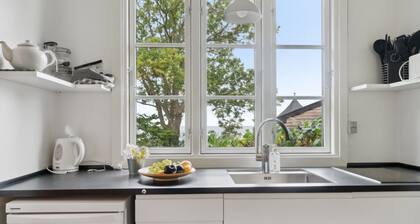 "Zina" - 25m from the sea by Interhome