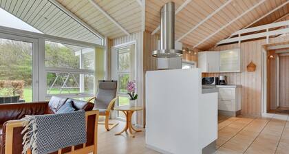 "Deline" - 250m from the sea by Interhome
