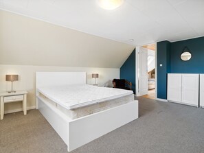 5 bedrooms, Internet