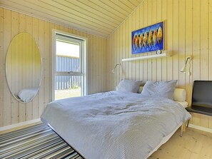 4 bedrooms, WiFi
