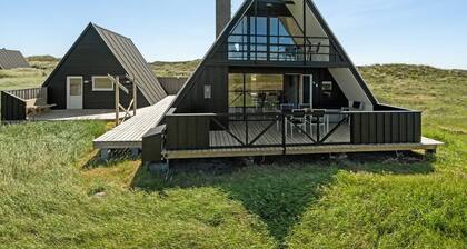 "Viona" - 350m from the sea by Interhome