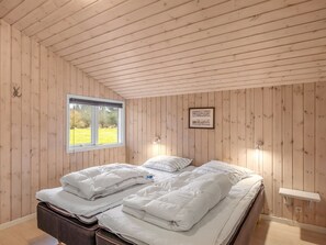 4 bedrooms, WiFi