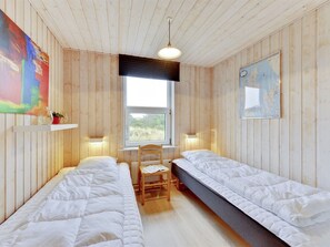 3 bedrooms, internet