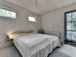 3 soverom og internettilgang