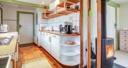 "Eduard" - 4.3km from the sea by Interhome