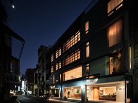 Πρόσοψη καταλύματος