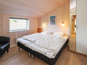 3 bedrooms, Internet