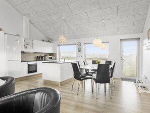 Køleskab, mikrobølgeovn, ovn, opvaskemaskine
