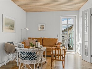 TV - "Jördis" - 150m from the sea by Interhome (Løkken)